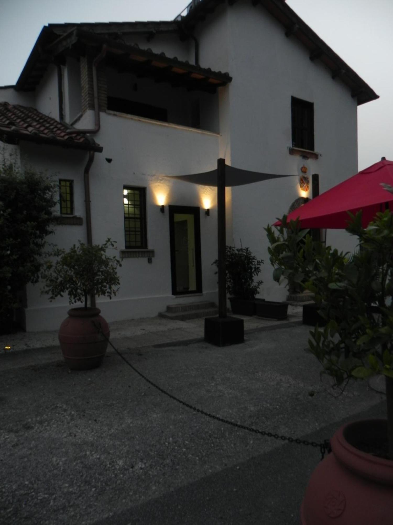 Tenuta Del Duca Fiumicino Locanda E Hostaria Guest House Exterior photo